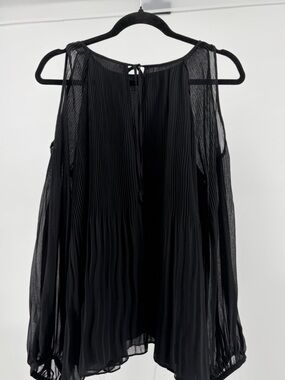 Sanctuary Womens Flowy Open Shoulder Lined Blouse, Black, Medium